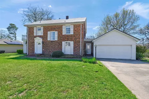 1430 W Woodard St, Denison, TX 75020