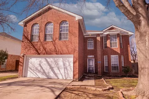 412 Newport Dr, Flower Mound, TX 75028