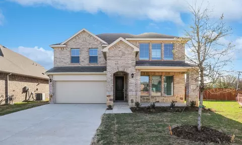 8221 Trudy Ln, Fort Worth, TX 76129