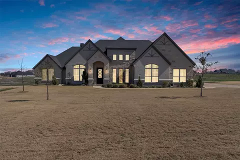 113 Gray Fox Ct, Godley, TX 76044