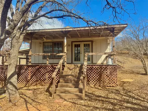 158 Cherokee Trl, Nocona, TX 76255