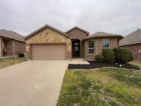 1012 Barry Dr, Weatherford, TX 76087
