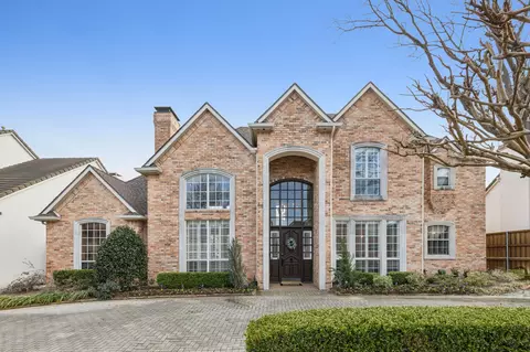4912 Holly Tree Dr, Dallas, TX 75287