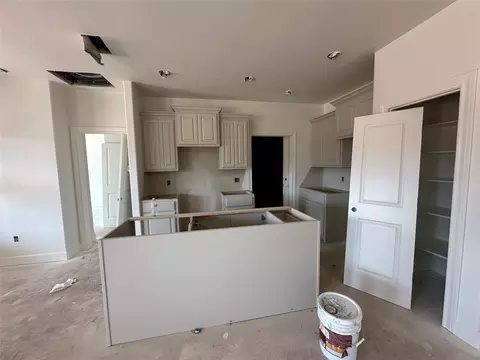 Kitchen - 157 Waterloo Dr, Abilene, TX 79602 photo 1 of 2