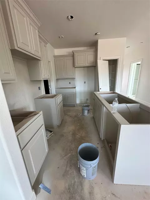 Kitchen - 157 Waterloo Dr, Abilene, TX 79602 photo 2 of 2