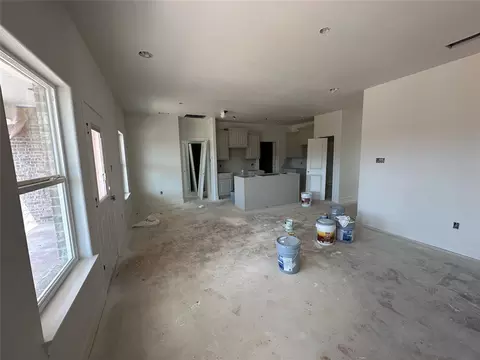 Living - 157 Waterloo Dr, Abilene, TX 79602 photo 2 of 3