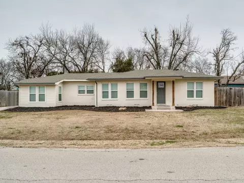 607 W Oak St, Celina, TX 75009