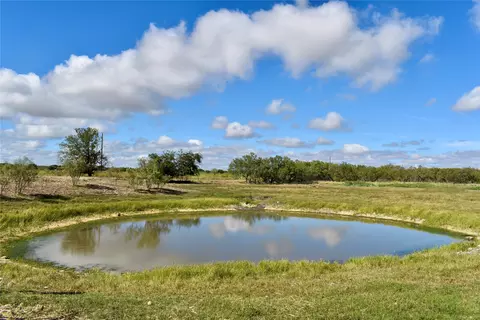 775 E Cr 418, Brady, TX 76825