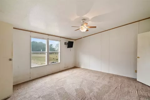 229 Lowrey Cir, Springtown, TX 76082 photo 9