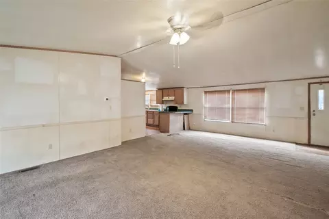 229 Lowrey Cir, Springtown, TX 76082 photo 17