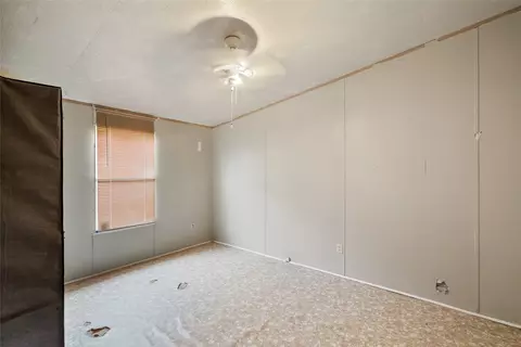 229 Lowrey Cir, Springtown, TX 76082 photo 28