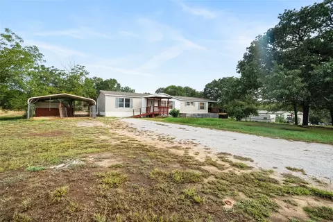229 Lowrey Cir, Springtown, TX 76082 photo 32