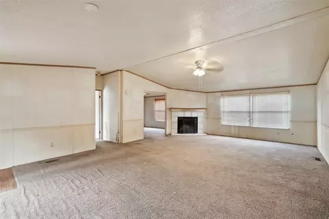 229 Lowrey Cir, Springtown, TX 76082 photo 15