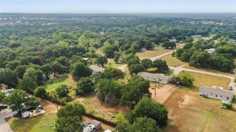 229 Lowrey Cir, Springtown, TX 76082 photo 29