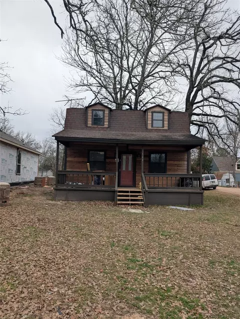 102 White Dove Trl, Mabank, TX 75156