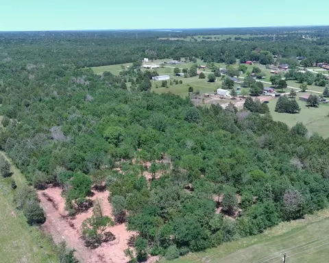 106 County Road 237, Fairfield, TX 75840