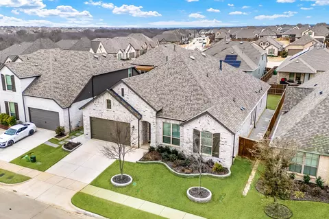 4005 Palomino Rd, Aubrey, TX 76227