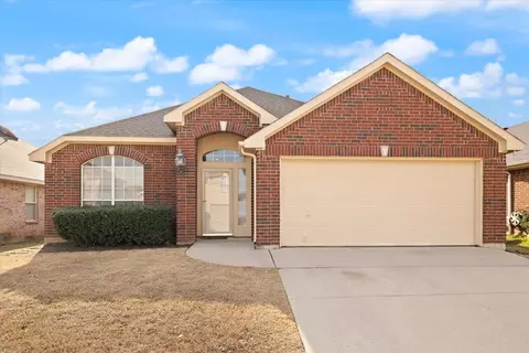 5617 Creekhollow Dr, Arlington, TX 76018