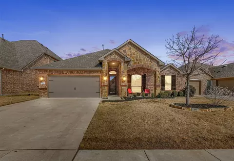 4105 Winston Dr, Denton, TX 76210