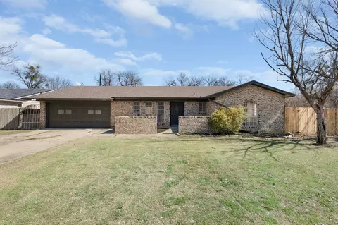 3600 Wendell Dr, North Richland Hills, TX 76117