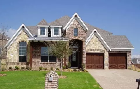 644 Three Tee Ct, Grand Prairie, TX 75052