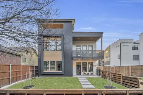 1515 Pecos St, Dallas, TX 75204