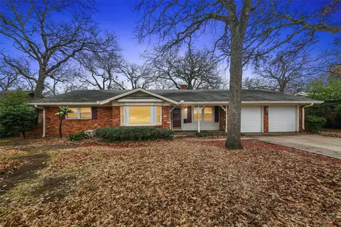 7312 Ellis Rd, Fort Worth, TX 76112