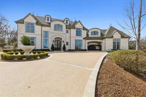 1021 Three Oaks Dr, Fairview, TX 75069