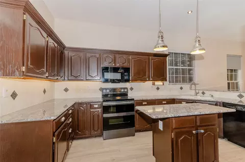 522 E Grubb Dr, Mesquite, TX 75149 photo 8