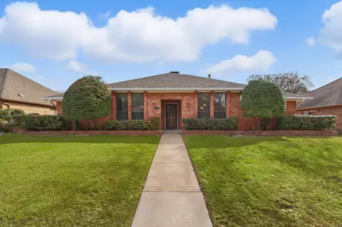 10126 Woodlake Dr, Dallas, TX 75243