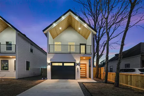 2530 Pennsylvania Ave, Dallas, TX 75215