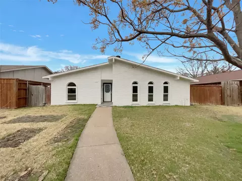1321 Paris Dr, Garland, TX 75040