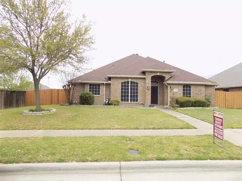 1530 Baker Dr, Cedar Hill, TX 75104