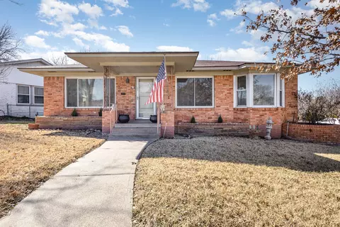 103 S Plymouth Rd, Dallas, TX 75211