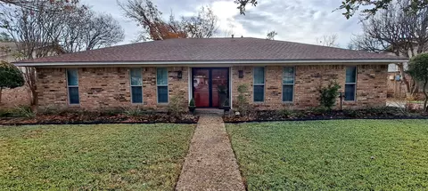 1424 E Windsor Dr, Denton, TX 76209