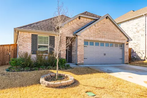 10517 Trail Ridge Dr, Fort Worth, TX 76126