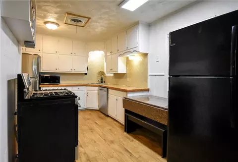 2605 Macarthur Dr, Waco, TX 76708 photo 3