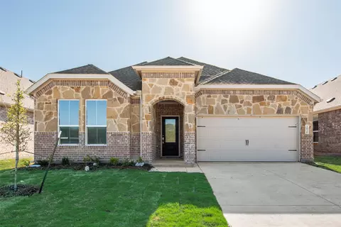 1810 Holden Dr, Cedar Hill, TX 75116