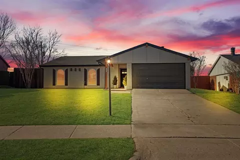 604 Valley View Dr, Allen, TX 75002