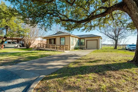 1800 SE 21st St, Mineral Wells, TX 76067