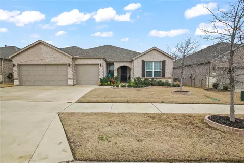 Exterior - 1012 Firework Dr, Aubrey, TX 76227 photo 4 of 4