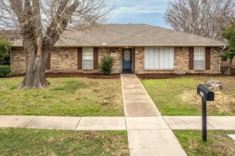 4116 Midnight Dr, Plano, TX 75093