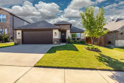 2517 Old Buck Dr, Weatherford, TX 76087