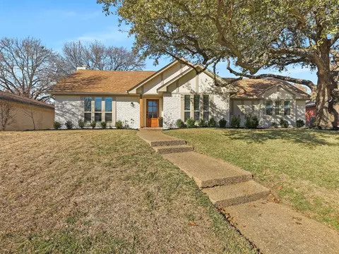 2817 Bengal Ln, Plano, TX 75023