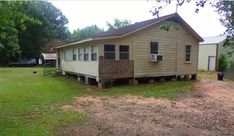 317 Crestview Dr, Plain Dealing, LA 71064