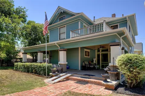 1800 Hurley Ave, Fort Worth, TX 76110