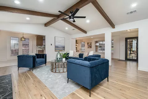 410 Ray Ave, Desoto, TX 75115