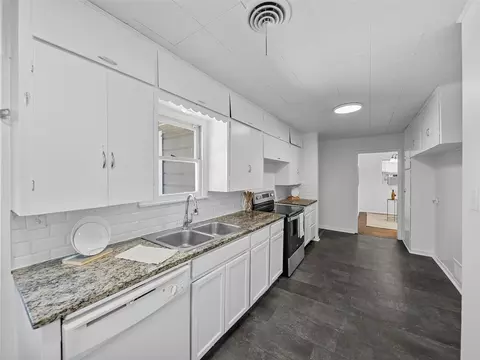 521 W Brock St, Denison, TX 75020