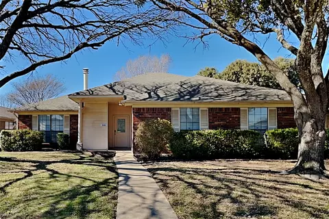 300 Periwinkle Dr, Allen, TX 75002