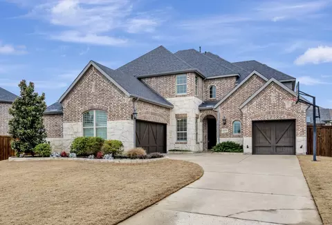1204 Thornhill Ct, Roanoke, TX 76262